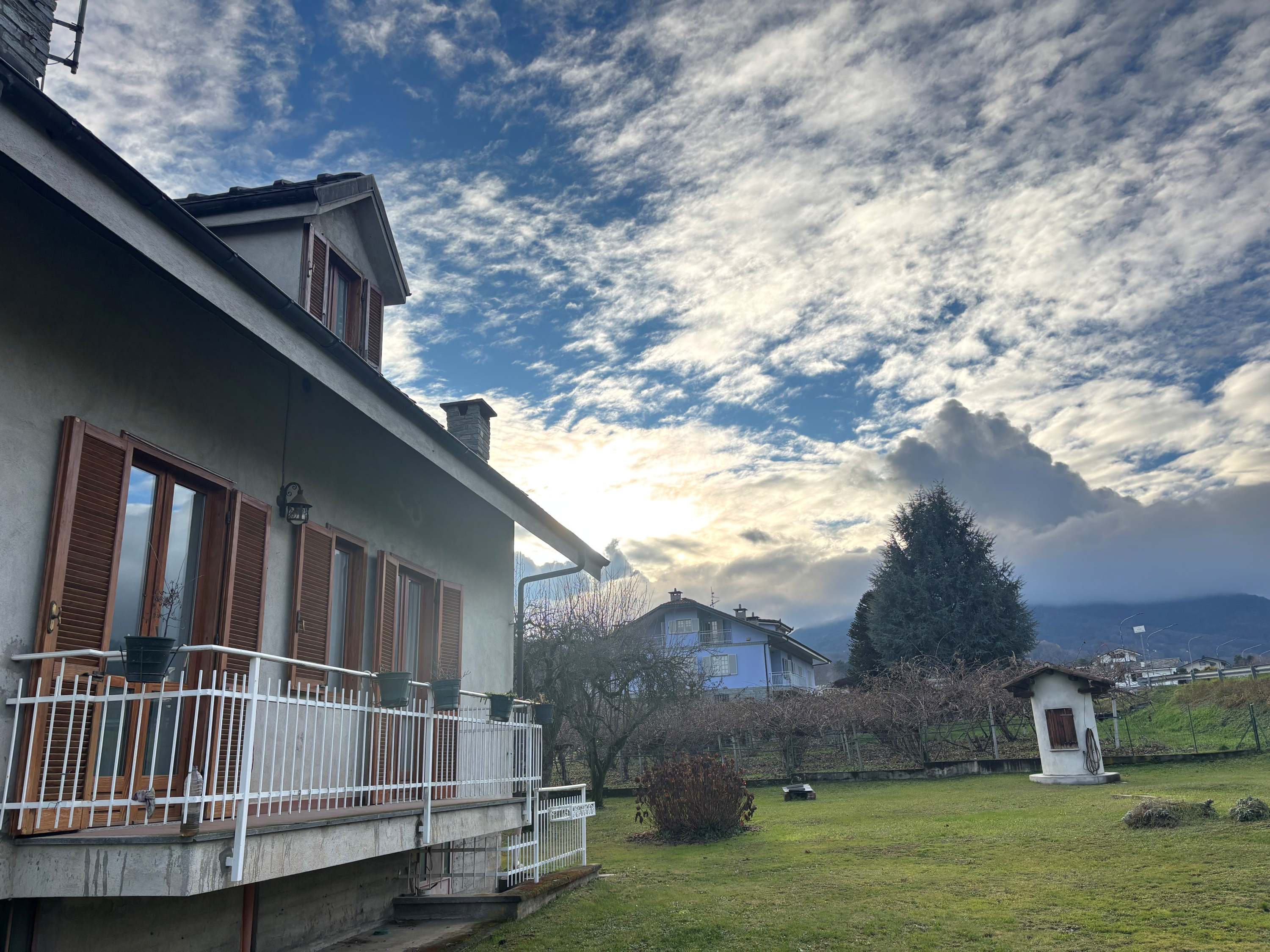 Deliziosa Villa con giardino a Bagnolo P.te, via Cave, 237