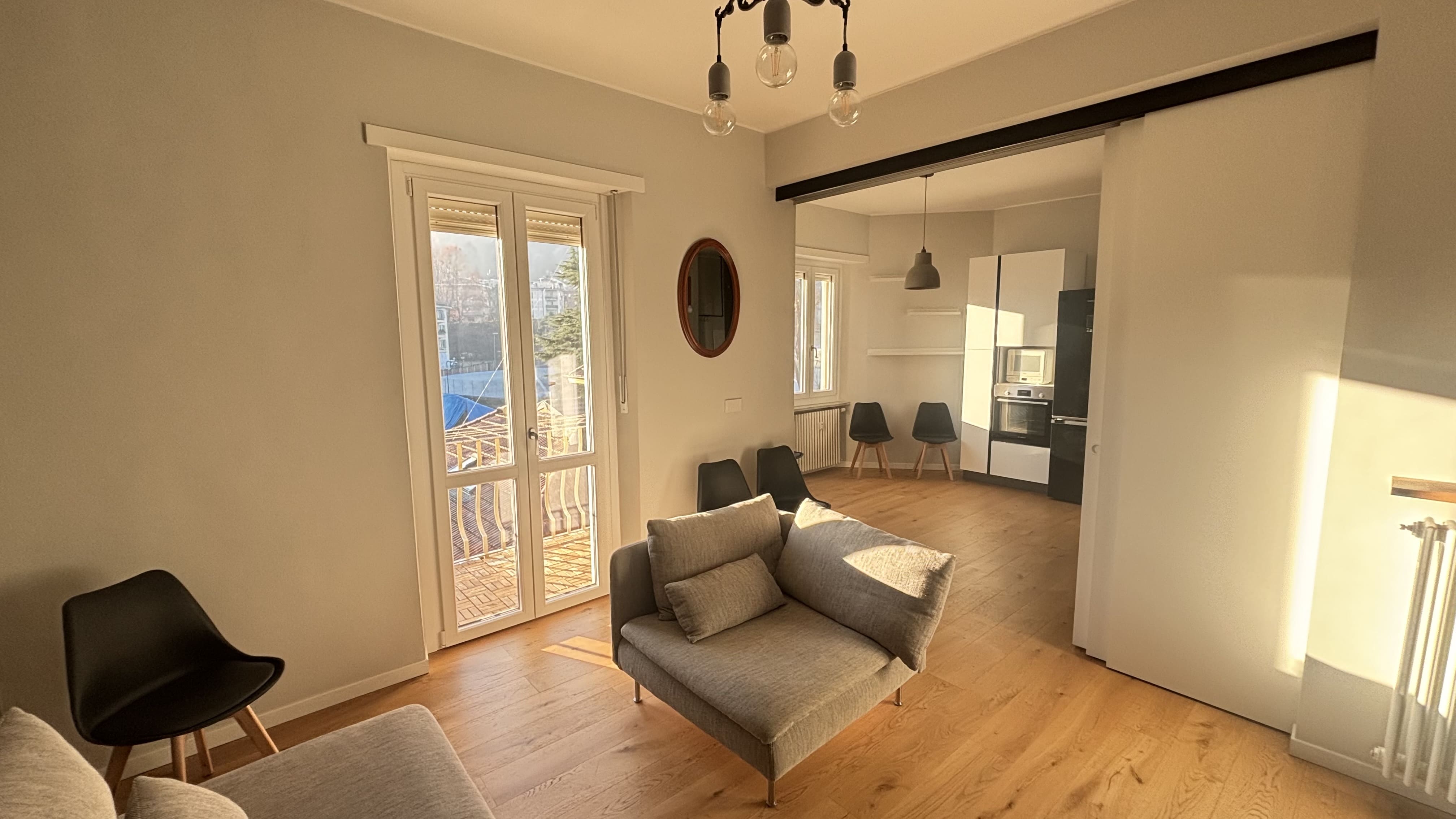 Trilocale arredato in affitto, Corso Casale 162