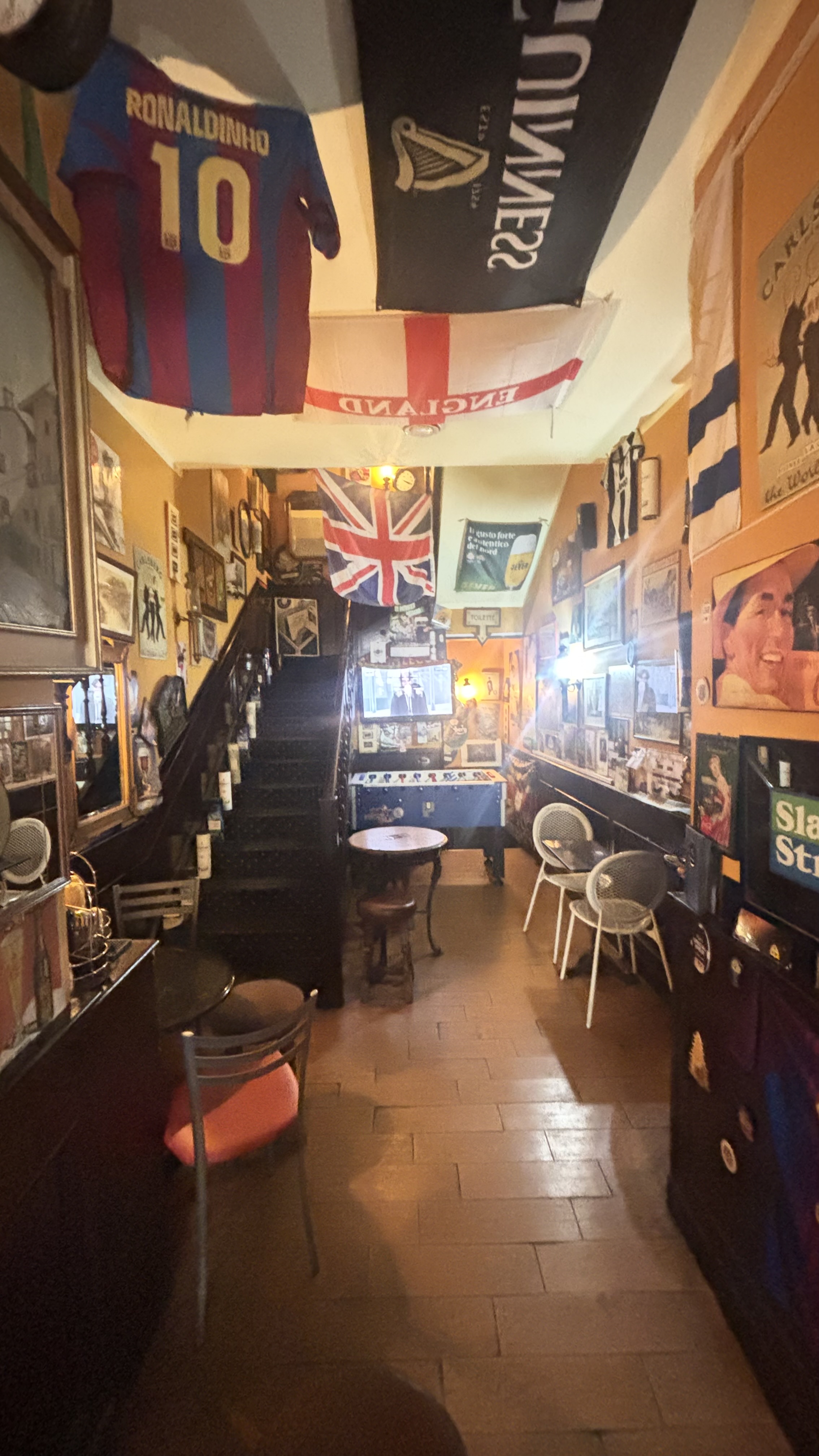 Vendesi Storica Attività di Pub – Zona Crocetta