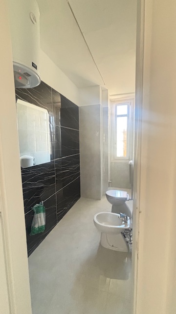 APPARTAMENTO IN CORSO GALILEO FERRARIS  N.142   TORINO