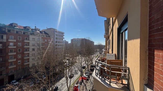 APPARTAMENTO IN CORSO GALILEO FERRARIS  N.142   TORINO